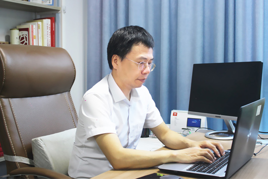 专访PG国际：从默默无闻到“巨人”，实力铸就辉煌