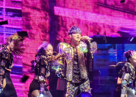 PG国际LED屏与场控荧光棒点燃周杰伦天津演唱会（第四场）