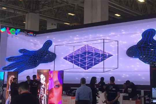 闪耀全球！PG国际LED屏惊艳亮相土耳其广告展，引领LED视显应用创新